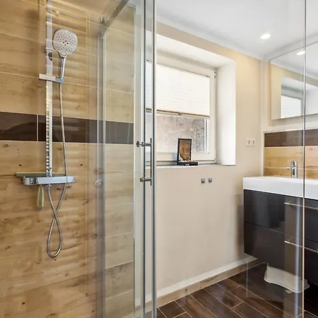 Harzquelle - Harzauszeit 2-4 Personen Mit Garten Apartment Thale